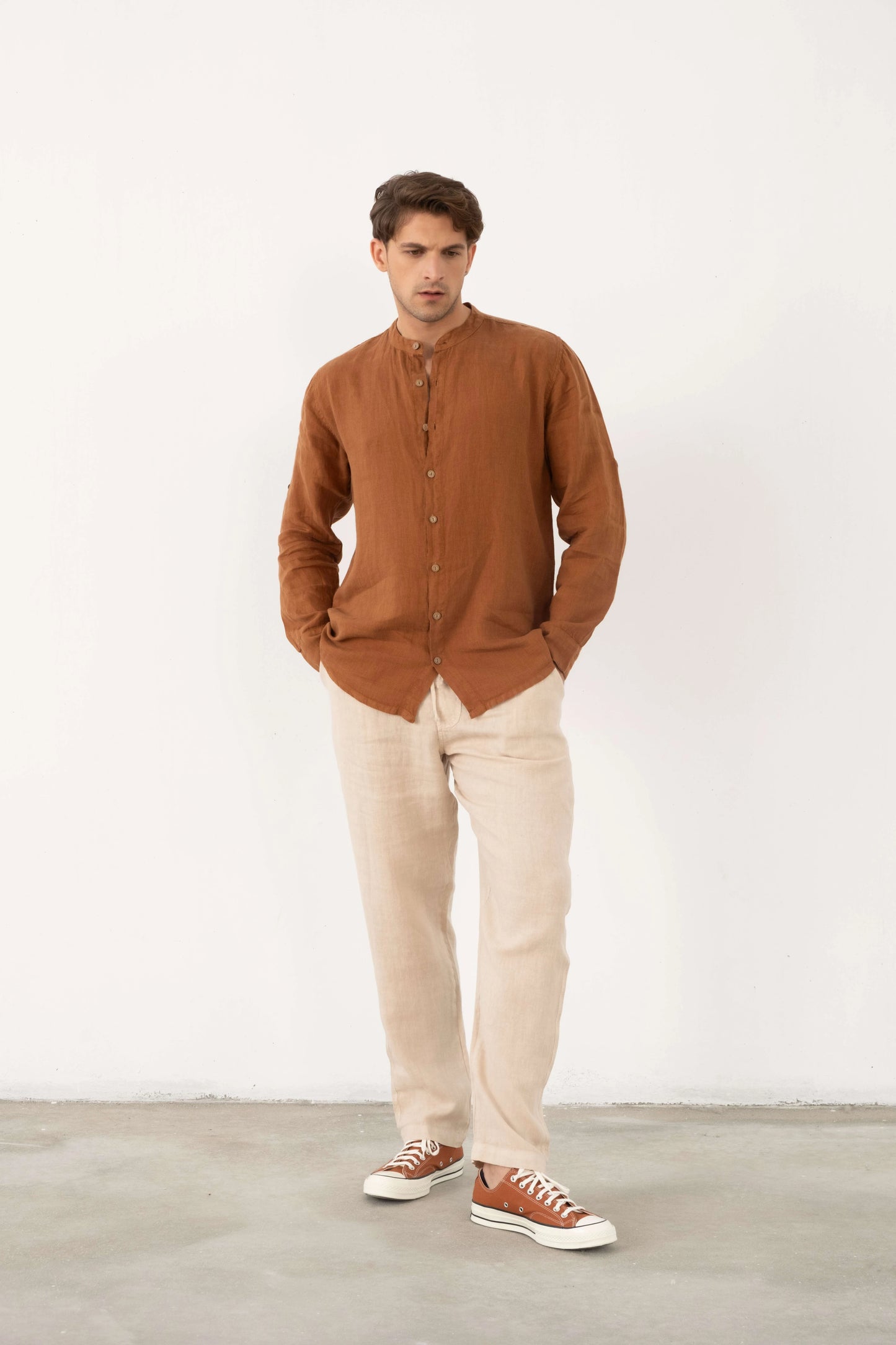 MEN PURE LINEN BANDED COLLAR SHIRT BRICK