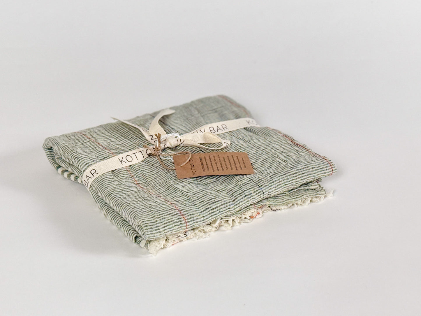 ARYA PESHTEMAL TOWEL