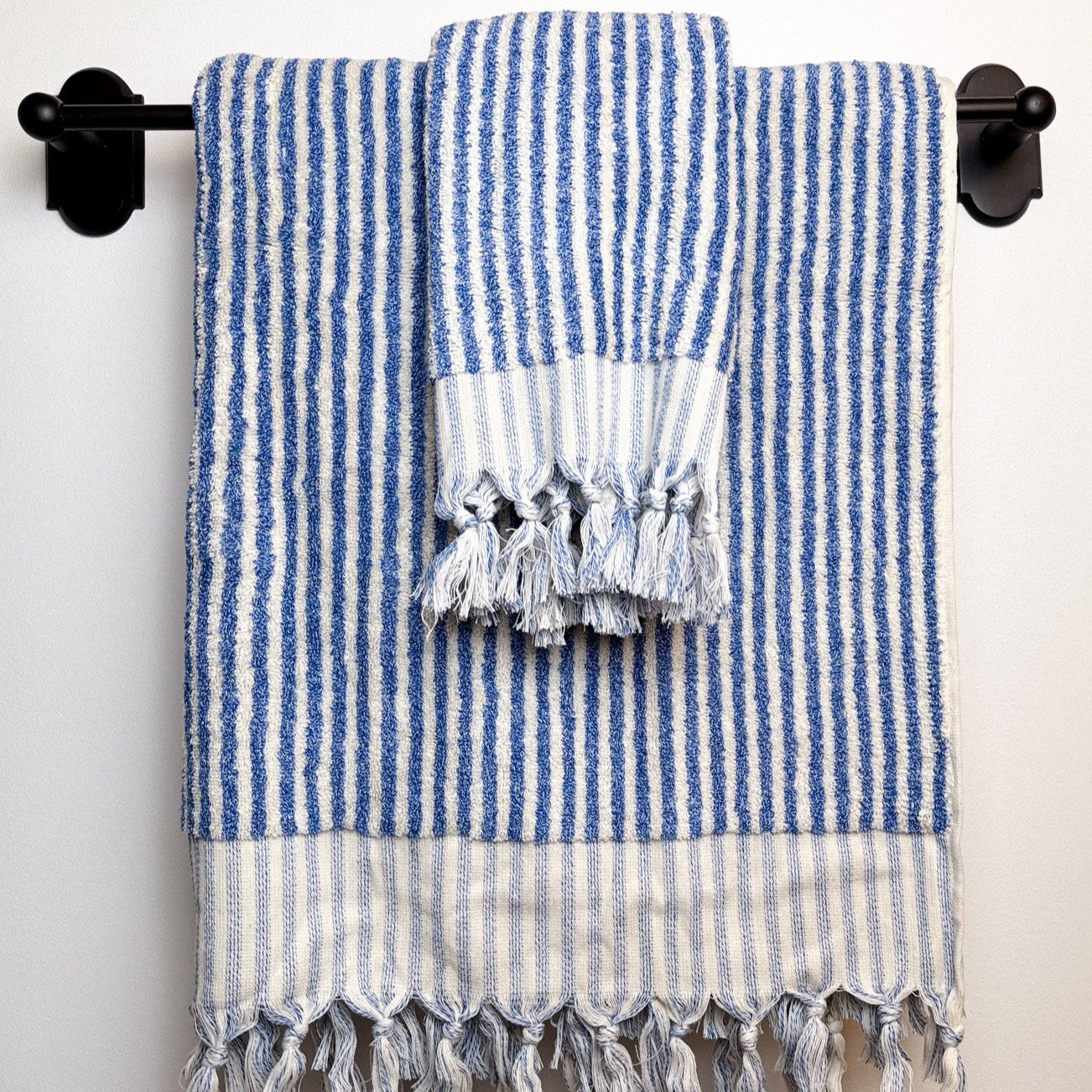 BLUE STRIPED HAND TOWEL