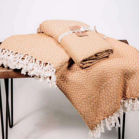 DENIZ PESHTEMAL TOWEL