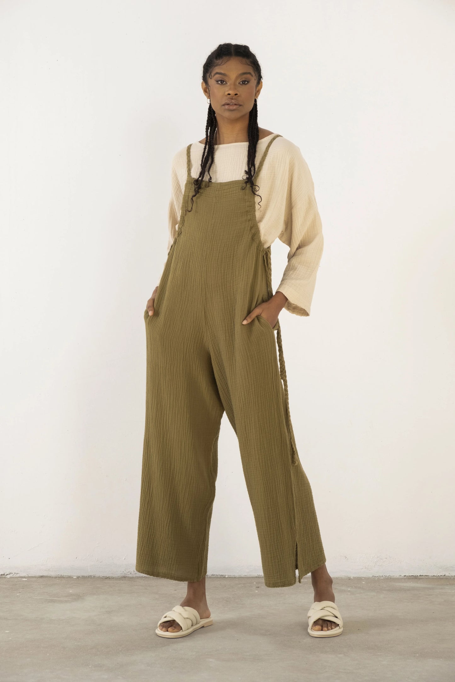 MUSLIN THIN STRAP JUMPSUIT
