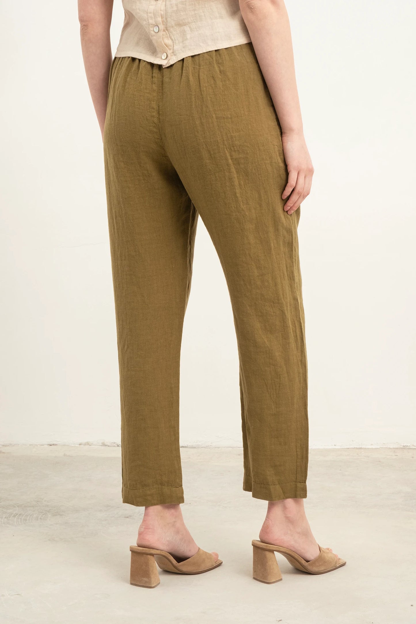 PURE LINEN CARROT CUT PANTS