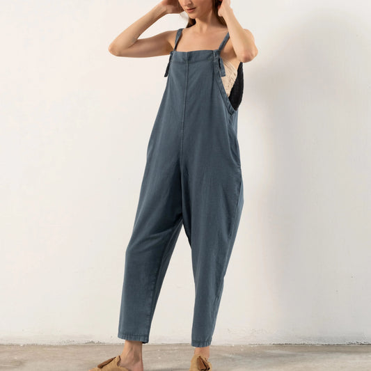 WOMEN WOVEN STRAIGHT LEG JUMPSUIT