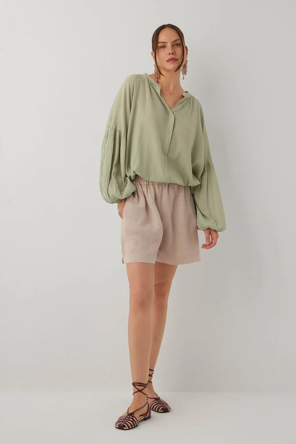 Breeze Balloon Sleeve Blouse