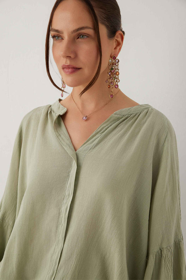 Breeze Balloon Sleeve Blouse