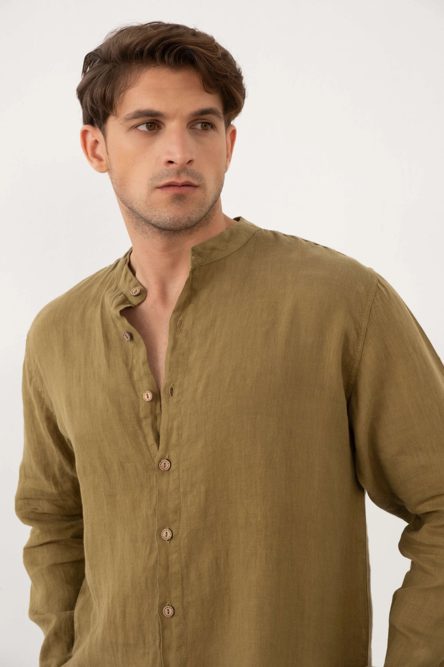 MEN PURE LINEN BANDED COLLAR SHIRT KHAKI