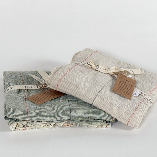 ARYA PESHTEMAL TOWEL