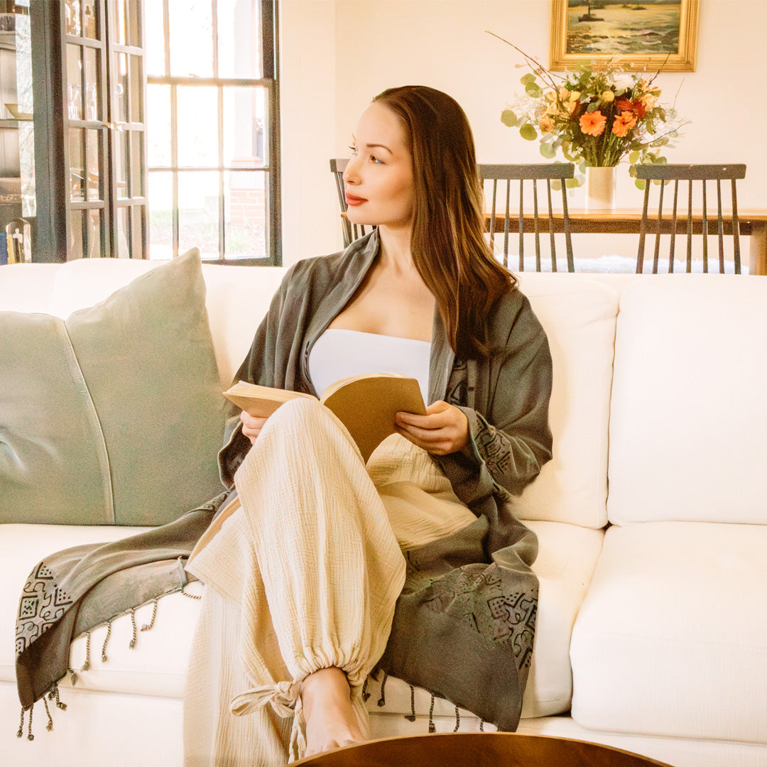 STONE WASHED HAND PAINTED LINEN GREY ROBE