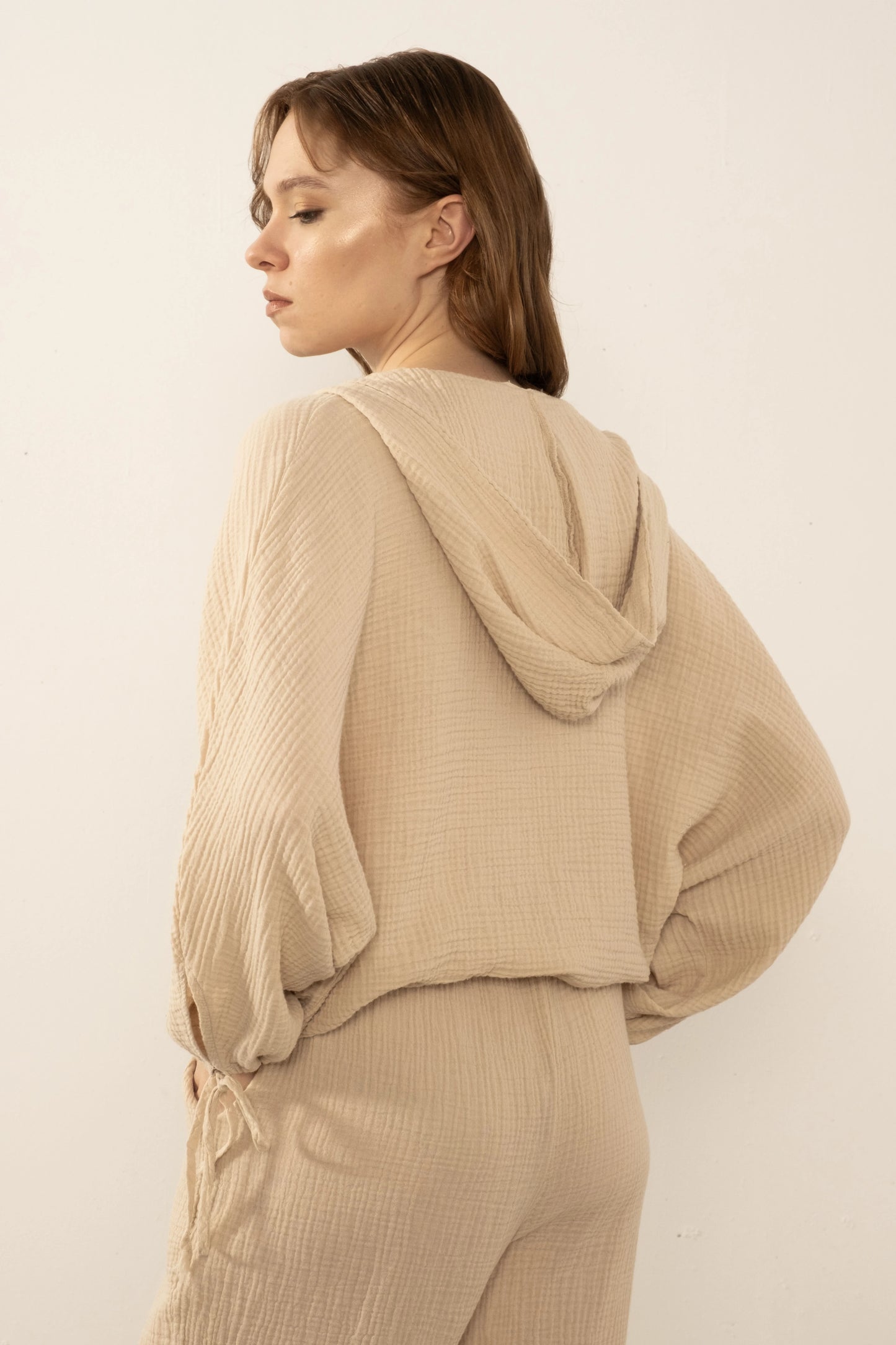 MUSLIN TOP WITH HOODIE