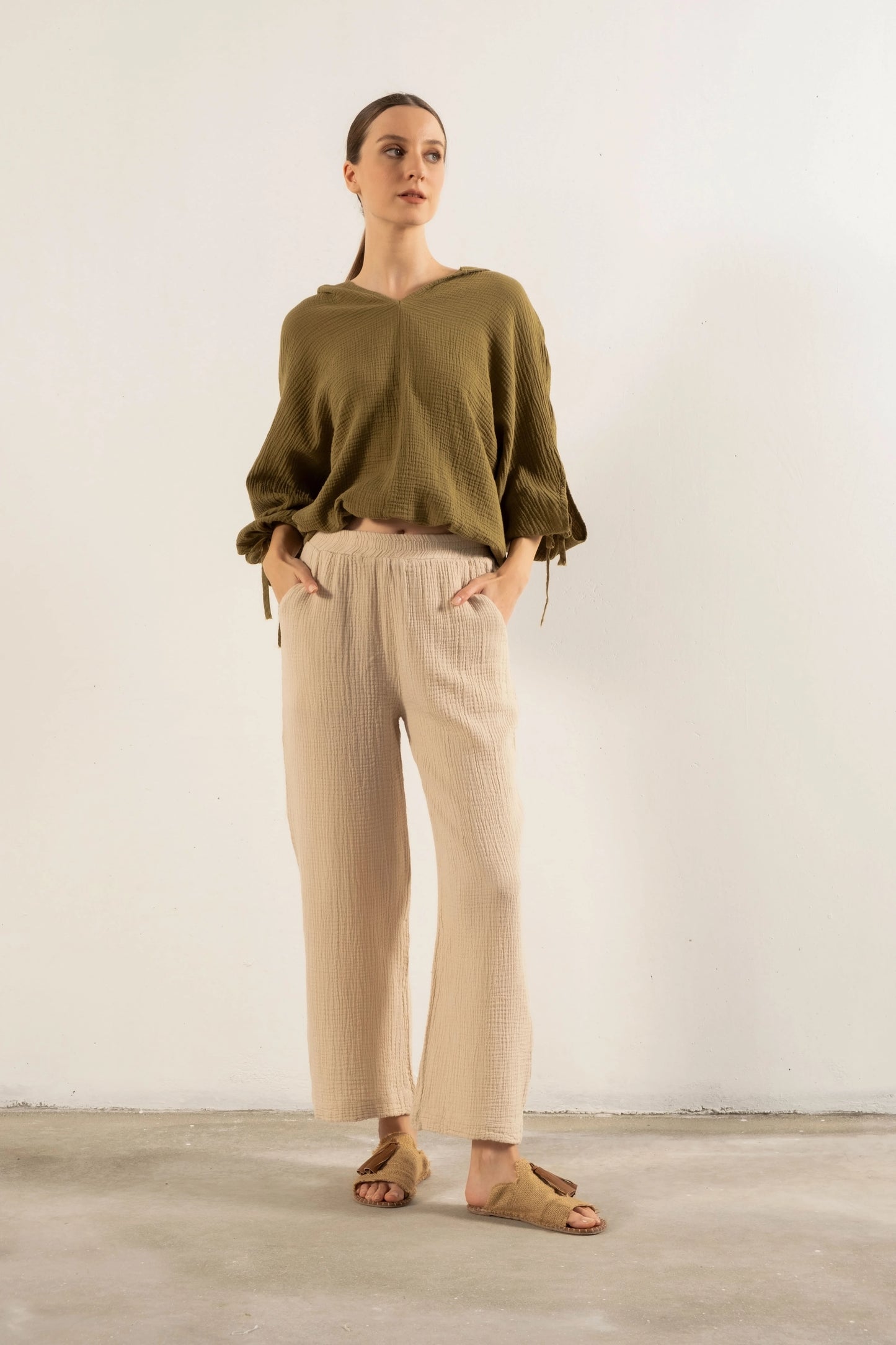 MUSLIN TOP WITH HOODIE